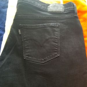 Plus Size Black Skinny Levi 711